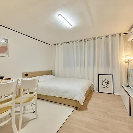 Warm Place Seoul Exterior photo